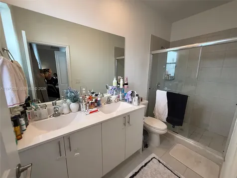 20378 NW 6th Avenue Miami FL 33169