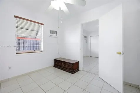 10720 SW 55th Terrace Miami FL 33165