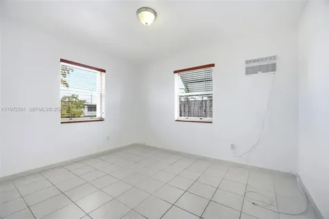 10720 SW 55th Terrace Miami FL 33165
