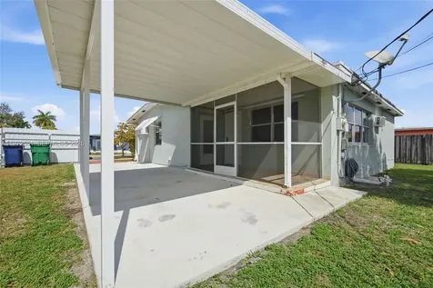 10720 SW 55th Terrace Miami FL 33165