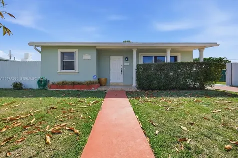 10720 SW 55th Terrace Miami FL 33165