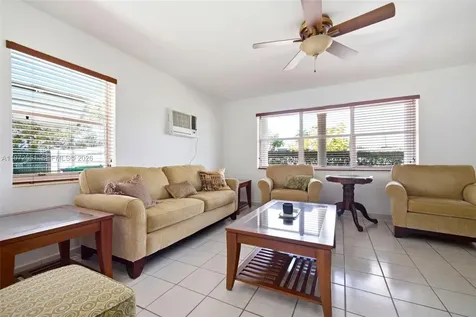 10720 SW 55th Terrace Miami FL 33165