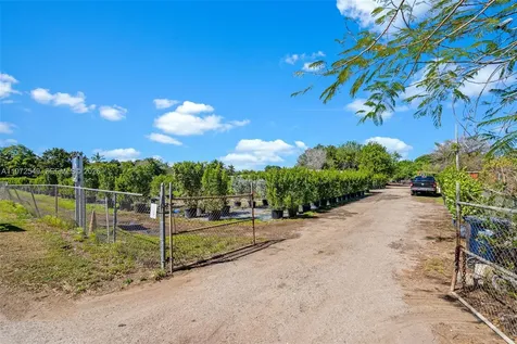 19401 SW 264th Street Homestead FL 33031