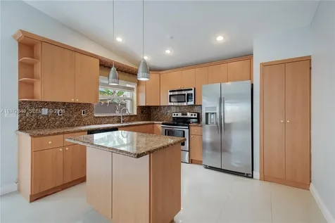 10523 SW 161st Place Miami FL 33196