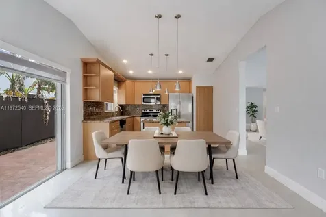 10523 SW 161st Place Miami FL 33196