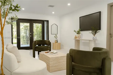 1221 Biarritz Drive Miami Beach FL 33141