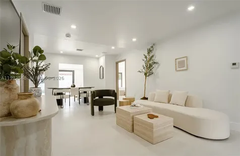 1221 Biarritz Drive Miami Beach FL 33141