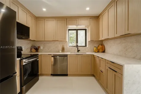 1221 Biarritz Drive Miami Beach FL 33141