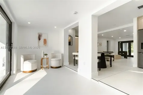 1221 Biarritz Drive Miami Beach FL 33141