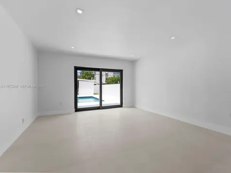 1221 Biarritz Drive Miami Beach FL 33141