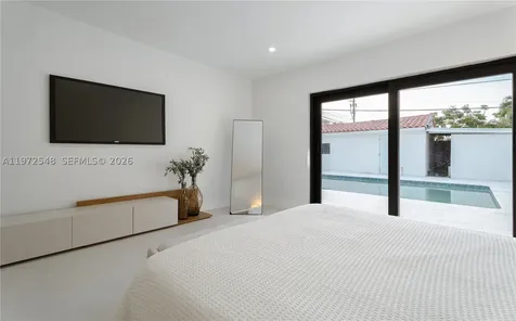1221 Biarritz Drive Miami Beach FL 33141