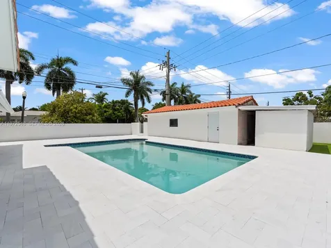 1221 Biarritz Drive Miami Beach FL 33141