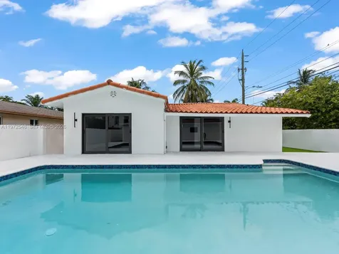 1221 Biarritz Drive Miami Beach FL 33141