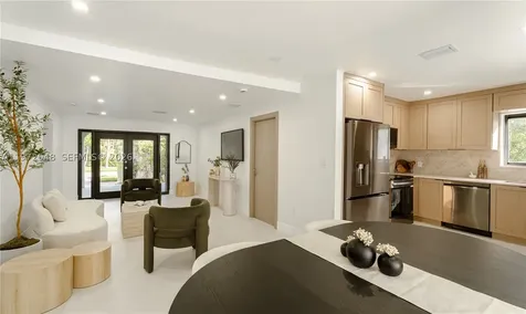 1221 Biarritz Drive Miami Beach FL 33141