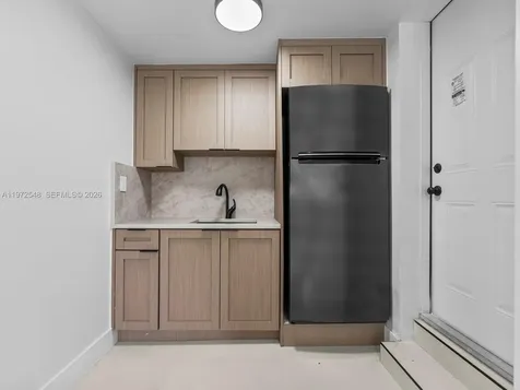1221 Biarritz Drive Miami Beach FL 33141