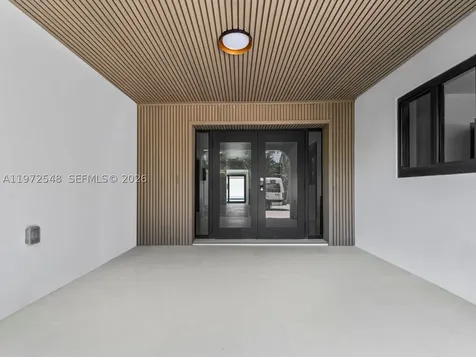 1221 Biarritz Drive Miami Beach FL 33141