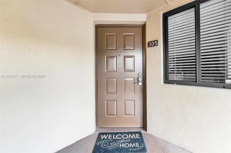 15575 N Miami Lakeway N Miami Lakes FL 33014