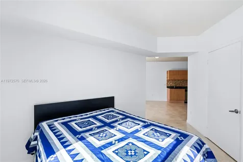 350 S Miami Avenue Miami FL 33130