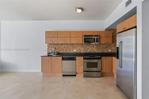 350 S Miami Avenue Miami FL 33130