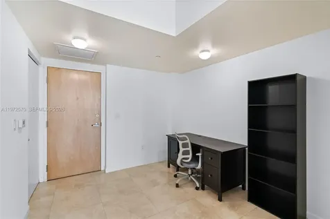 350 S Miami Avenue Miami FL 33130