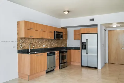 350 S Miami Avenue Miami FL 33130
