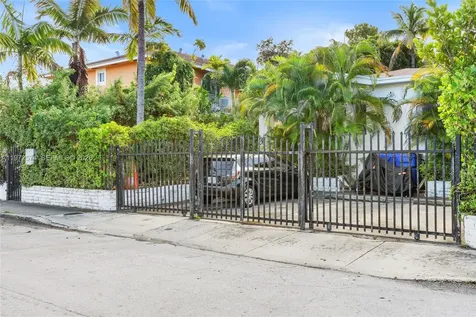 1460 NW 2nd Street Miami FL 33125