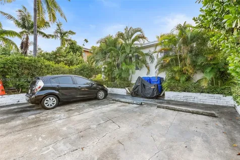 1460 NW 2nd Street Miami FL 33125