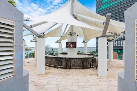 253 NE 2nd Street Miami FL 33132