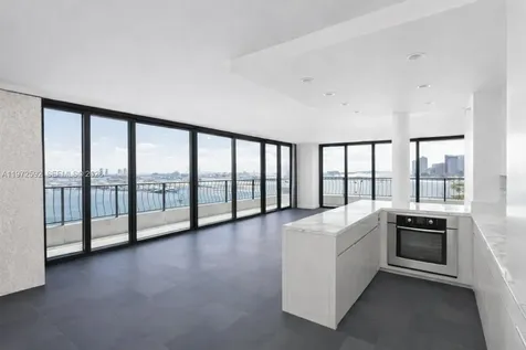 555 NE 15th Street Miami FL 33132
