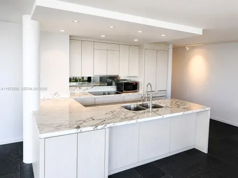 555 NE 15th Street Miami FL 33132