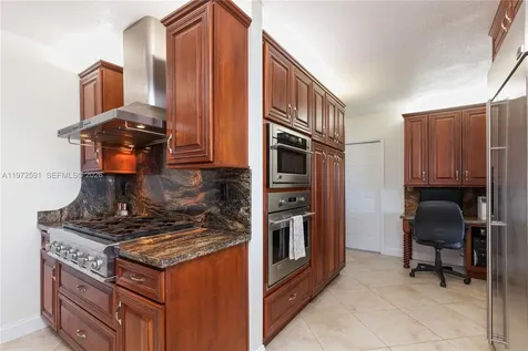 8121 SW 203rd Street Cutler Bay FL 33189
