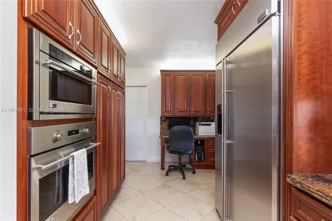 8121 SW 203rd Street Cutler Bay FL 33189