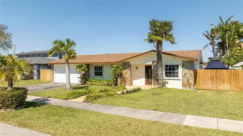8121 SW 203rd Street Cutler Bay FL 33189