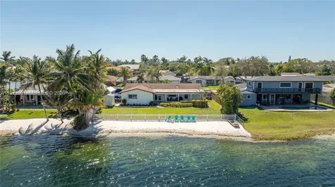 8121 SW 203rd Street Cutler Bay FL 33189