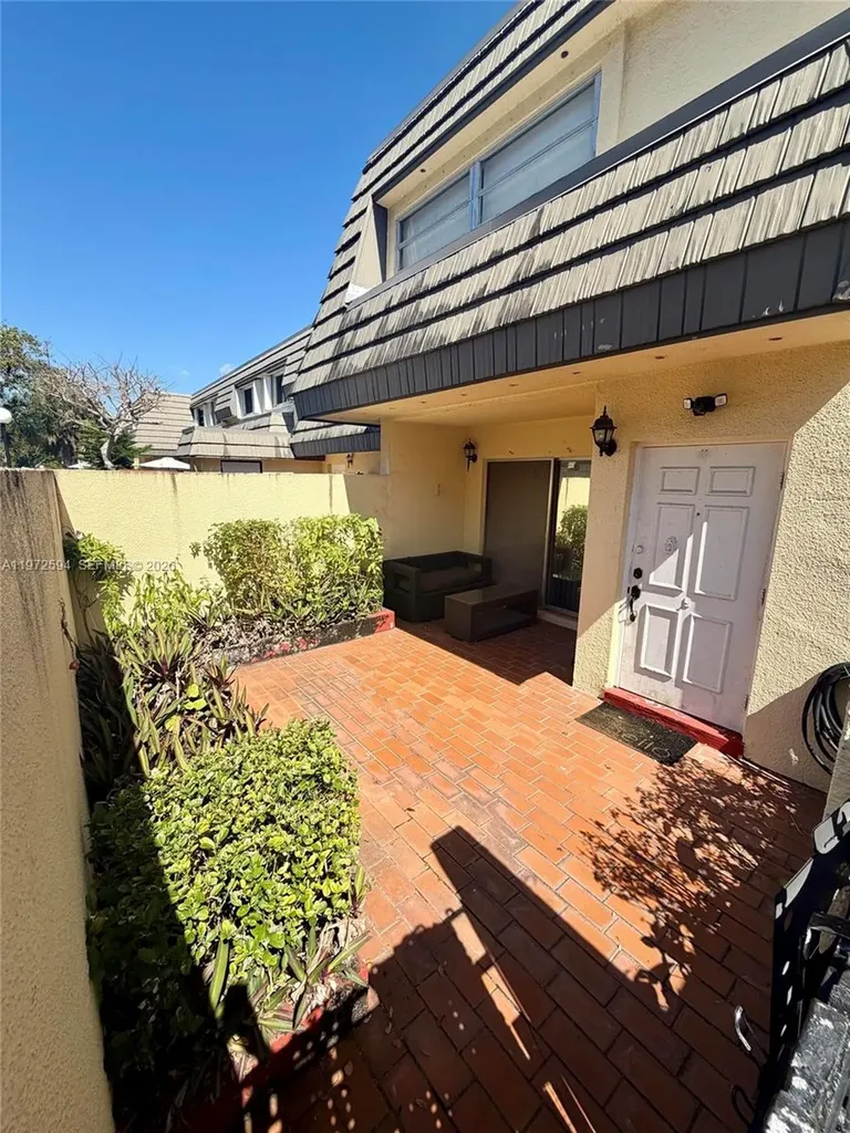 8785 SW 137th Avenue Miami FL 33183