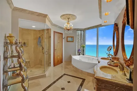 17555 Collins Avenue Sunny Isles Beach FL 33160
