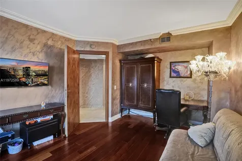 17555 Collins Avenue Sunny Isles Beach FL 33160