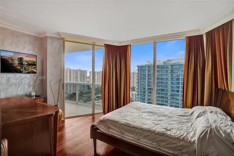 17555 Collins Avenue Sunny Isles Beach FL 33160