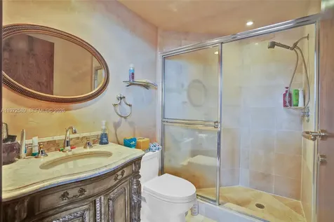 17555 Collins Avenue Sunny Isles Beach FL 33160