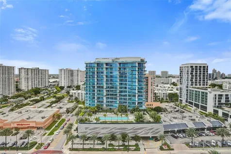17555 Collins Avenue Sunny Isles Beach FL 33160
