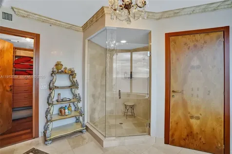 17555 Collins Avenue Sunny Isles Beach FL 33160