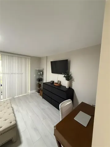 7582 NW 86th Terrace Tamarac FL 33321