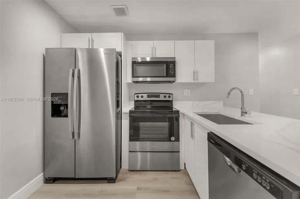 10379 NW 35th Street Coral Springs FL 33065