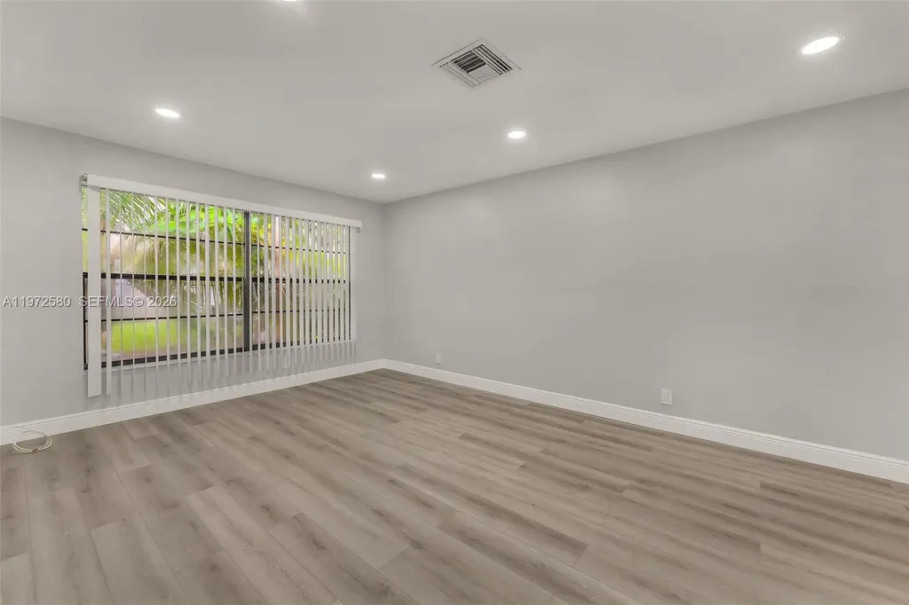 10379 NW 35th Street Coral Springs FL 33065