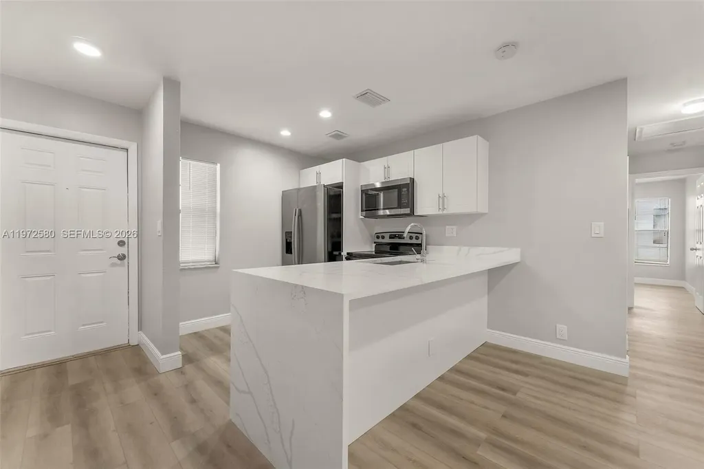 10379 NW 35th Street Coral Springs FL 33065