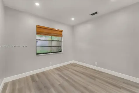10379 NW 35th Street Coral Springs FL 33065