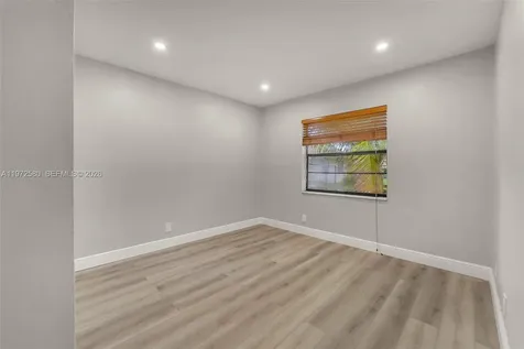 10379 NW 35th Street Coral Springs FL 33065