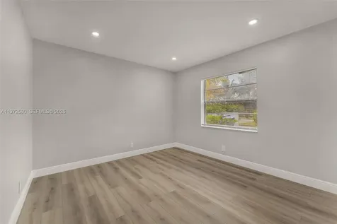 10379 NW 35th Street Coral Springs FL 33065