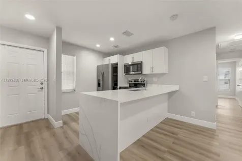 10379 NW 35th Street Coral Springs FL 33065