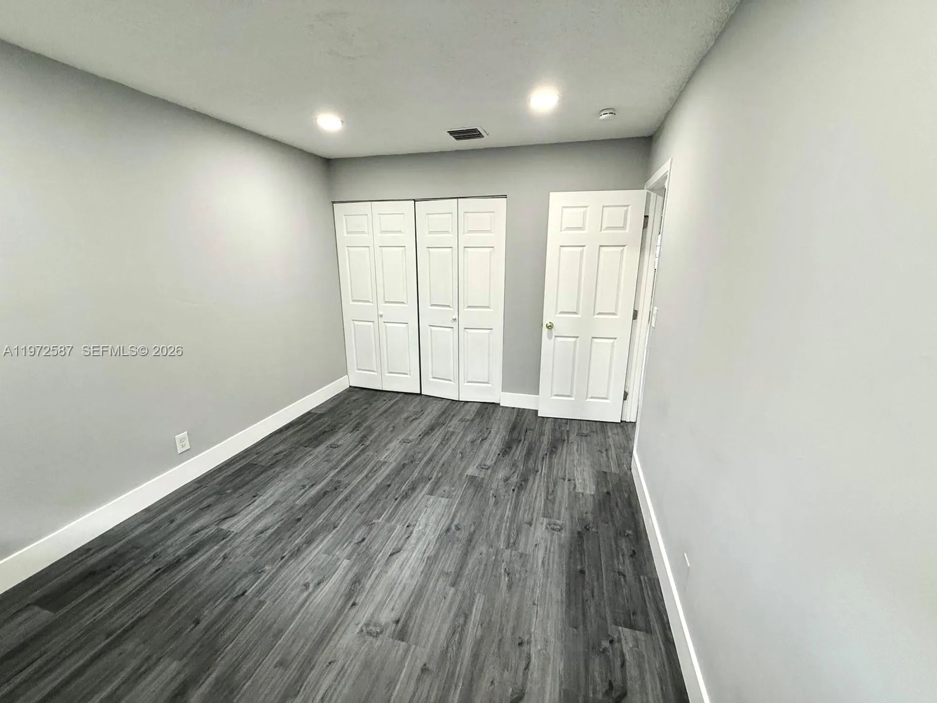 2700 N 34th Avenue Hollywood FL 33021